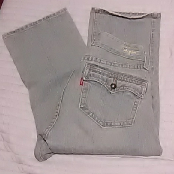 Levi's 504 Slouch Capri's - Picture 5 of 8